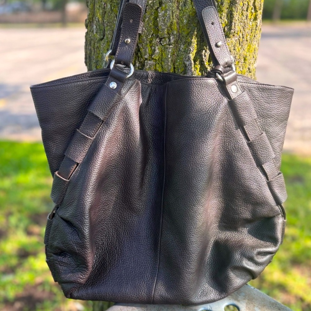 Sold♥️FURLA Leather Shoulder Bag Tote Large EUC w/ dust bag